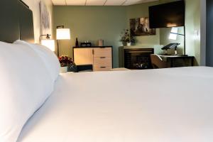 SKKY Hotel