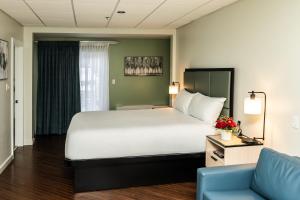 SKKY Hotel