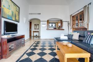 Casa Violeta