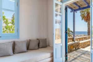 La Casa Tinos 22