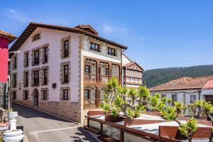Apartamentos El Rincón de Bustio