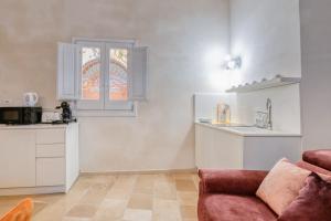 Antony Suite Strada