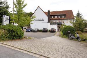 Hotel Neue Krone - Markt Erlbach