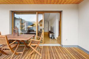 Rostrini Family Home Retreat