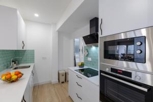 City and Beach by Fidalsa