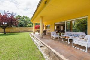 Casa con jardín próxima a Barcelona
