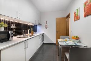 Ria Formosa Pool Haven