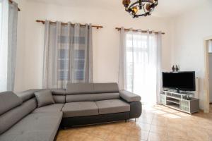 Naxos Family House in Vivlos