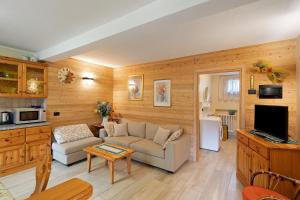Casa Silvia by Alpenwhite