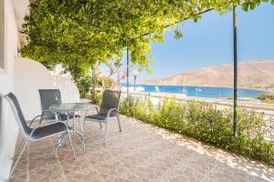 Panorama Tilos Apt B