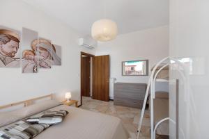 Bilocale Corosu con 2 balconi