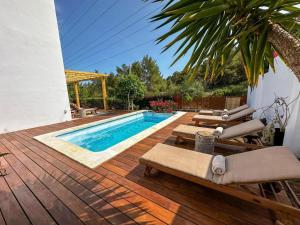 Villa Retreats