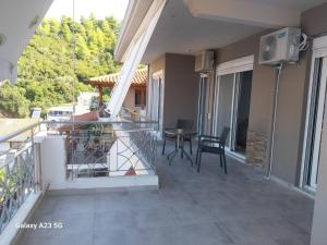 Menidi Sea View 302