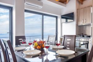 Deluxe Suite with Sea View B