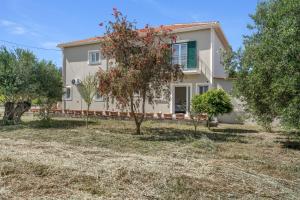 Panagis Apartments