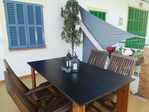 Apartment Touristenwohnung Pins mit Terrasse by Interhome