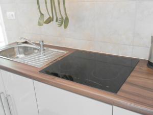 Apartment Stonehouse-pag by Interhome