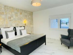 Apartment Stonehouse-Pag by Interhome