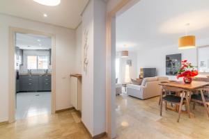 Large Apartment Marbella del Mar