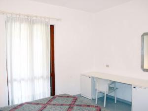 Apartment Wohnung mit Wasserblick by Interhome
