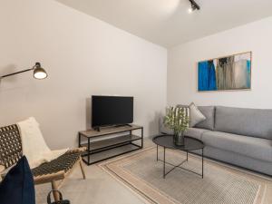 Apartment Villa Frankola mit Pool - Apt- Sonnenuntergang by Interhome