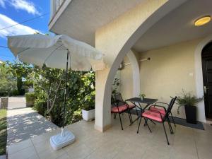 Apartment Apartment Brebric - 540 Meter vom Meer by Interhome