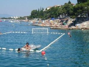 Apartment Gemütliches Erdgeschossstudio by Interhome