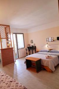 Apartment Kate mit Balkon by Interhome