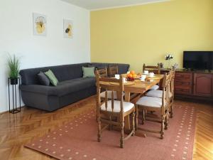 Apartment Wohnung für 6 Personen by Interhome