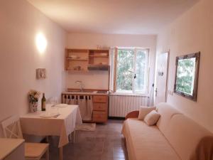 Apartment HOUSE KATE - günstiges Studio by Interhome
