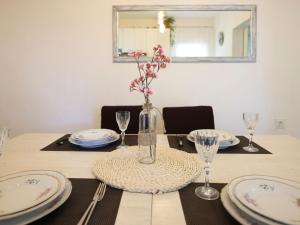 Apartment Wohnung Rustica mit exklusiver Nutzung des Pool by Interhome