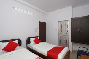 Collection O Aditya Inn