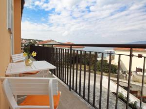 Apartment Apartments Ivo by Interhome