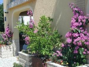 Holiday Home in Crikvenica mit Schöner Terrasse by Interhome