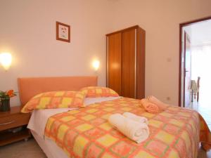 Apartment für 2 Personen in Strandnähe by Interhome