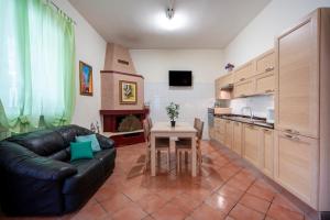 Casale dello zio, private wood