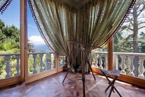 Historic Villa Argegno Como lake