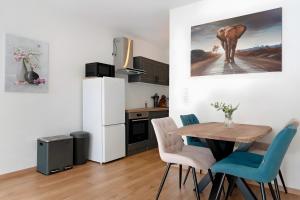 White House Apartments-App 1 und 2
