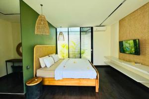 Deyandra 3 BR Private Pool Villa With Sea View