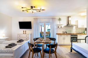 Aposto Apartments 1