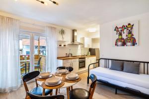 Aposto Apartments 1