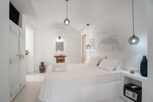 Helmos Cozy Studio