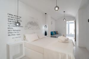 Helmos Cozy Studio