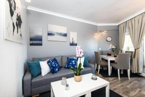 Beachfront apartment Puerto Marina