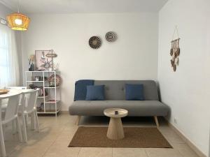 Casa en playa Son Bou con terraza