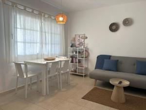 Casa en playa Son Bou con terraza