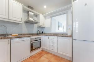 203 Arruzafa Sea View