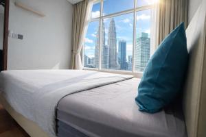Sky Suites KLCC By Easy Trip