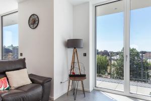 Modern, Cityview, Penthouse Yiwoo