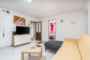 Isabel apartment